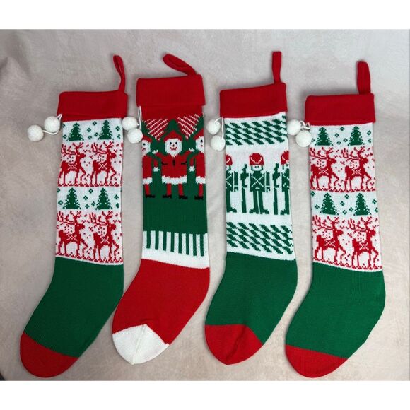 Vintage Knit Stocking Set of 4 Kitschy Patterns 1980s 1990s Christmas - Picture 5 of 8